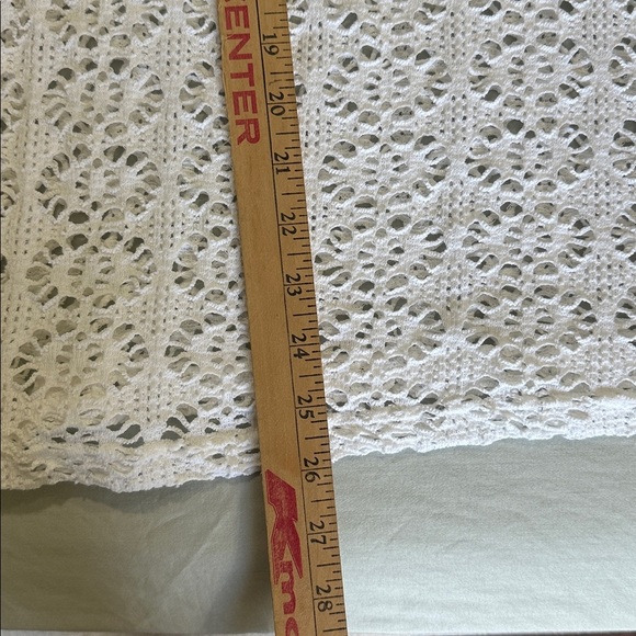 Fashion Basics White Lace Top - Picture 6 of 6